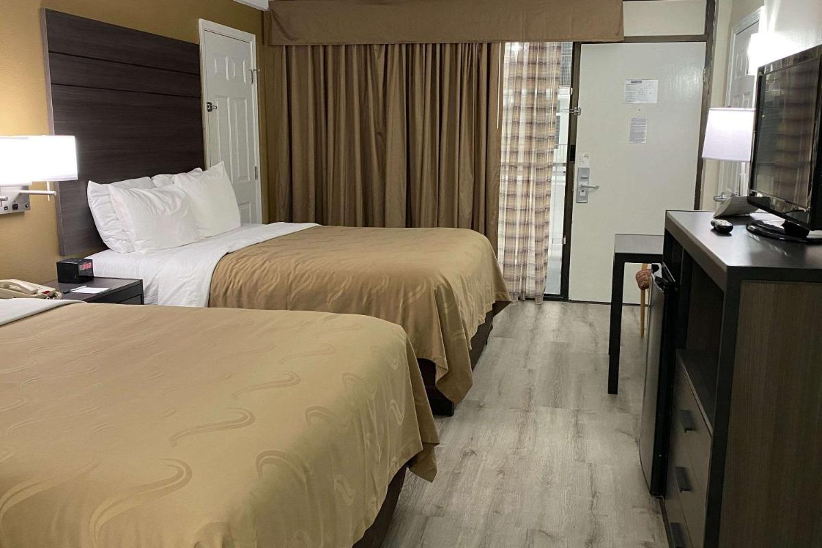 Quality Inn Branson - Hwy 76 Central - image 2