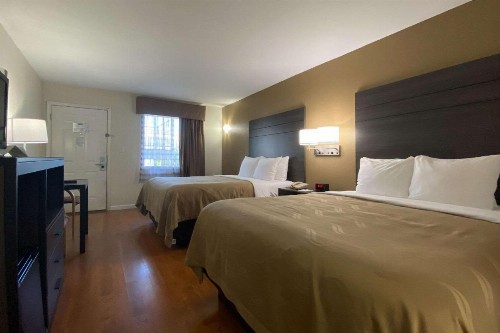 Quality Inn Branson - Hwy 76 Central - image 28