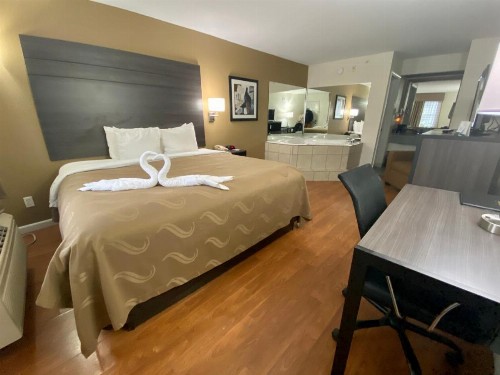 Quality Inn Branson - Hwy 76 Central - image 8