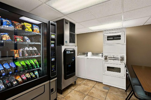 Best Western Center Pointe Inn - image 13