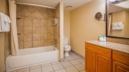Best Western Center Pointe Inn - image 22