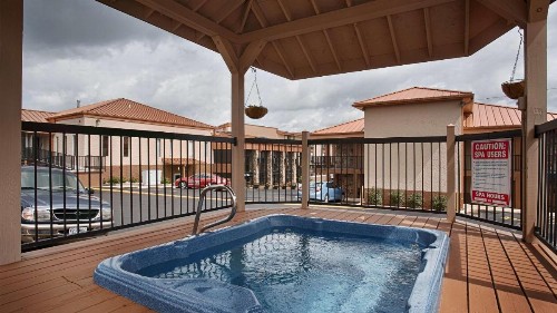 Best Western Center Pointe Inn - image 28