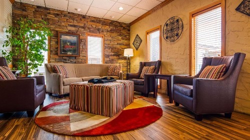 Best Western Center Pointe Inn - image 38