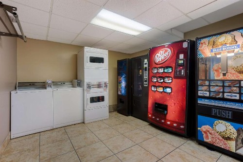 Best Western Music Capital Inn - image 10