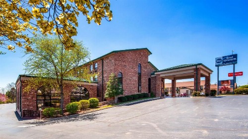 Best Western Music Capital Inn - image 11