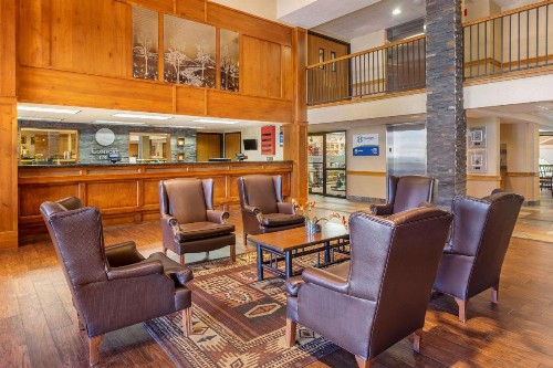 Comfort Inn at Thousand Hills - image 11
