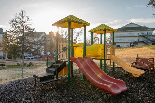 Surrey Vacation Resort by Capital Vacations - image 10
