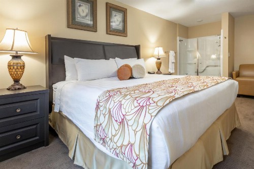 Surrey Vacation Resort by Capital Vacations - image 8