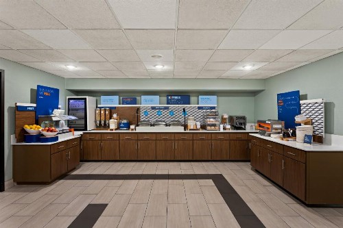 Holiday Inn Express Branson- Green Mountain Drive an IHG Hotel - image 49