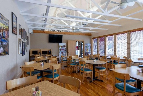Lynina Inn - image 49