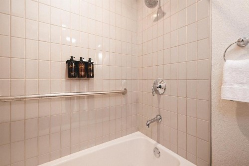 Fall Creek Inn & Suites - image 29