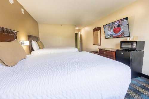 Rosebud Inn - image 20