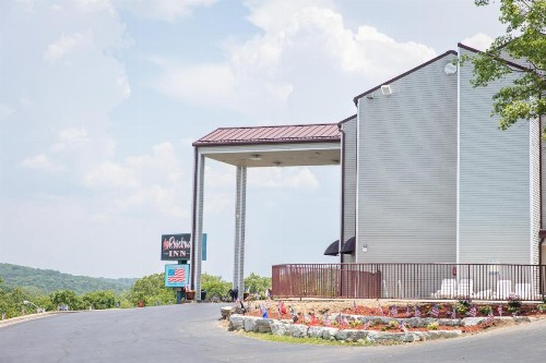 Rosebud Inn - image 4