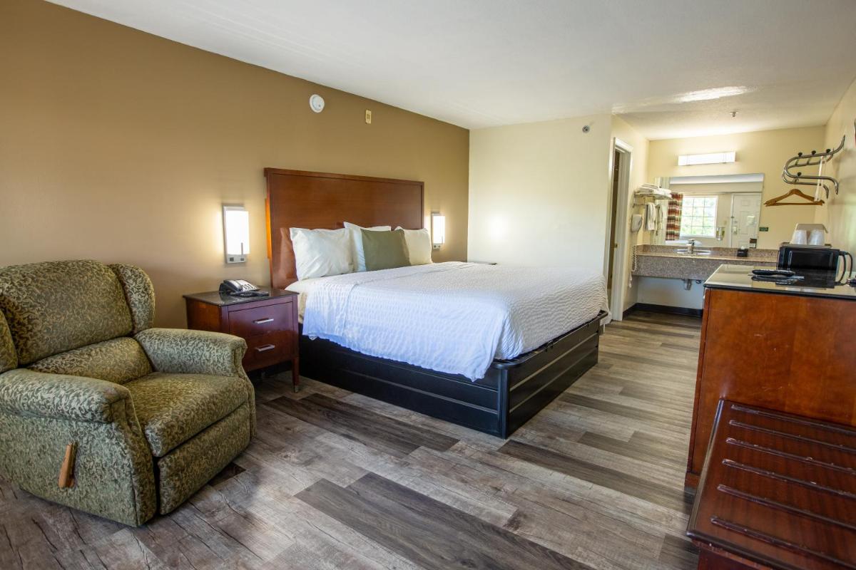 Rosebud Inn - image 5
