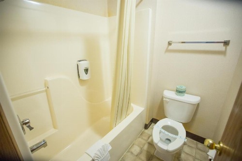 Green Gables Inn - image 28