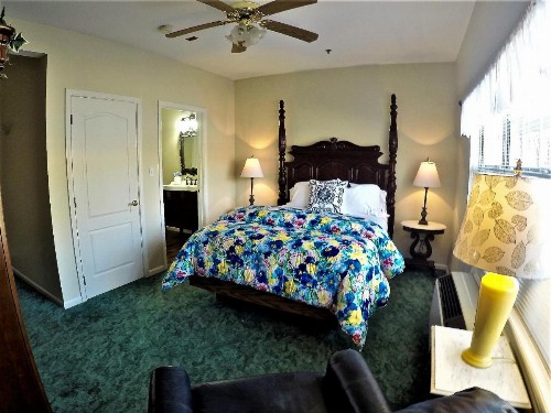 Bradford House Bed and Breakfast - image 39