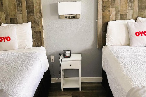 Capital O - Classic Motor Inn Branson - image 17