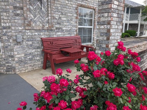 Dutton Inn - image 24