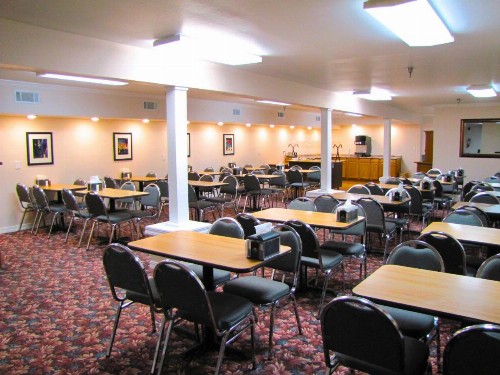 Dutton Inn - image 6