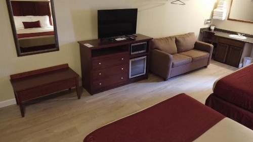 Homestead Motel - image 27