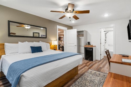 Old Southern Inn - image 43