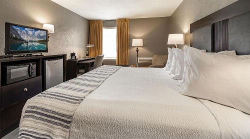 Days Inn & Suites Branson Entertainment District - image 20