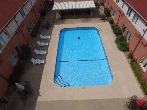 Days Inn & Suites Branson Entertainment District - image 31