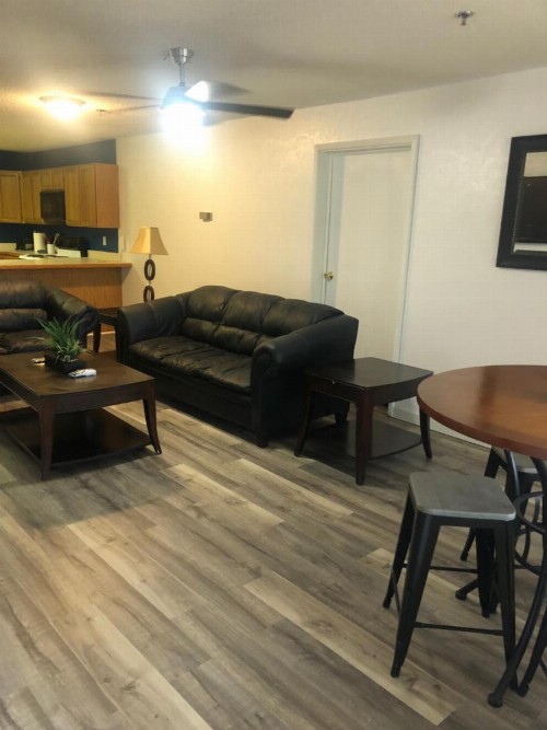 Days Inn & Suites Branson Entertainment District - image 45