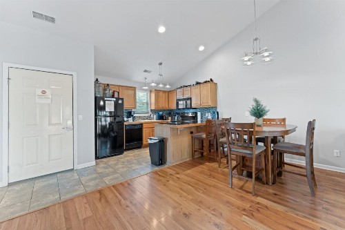 Heavenly Hideaway Condo - image 21