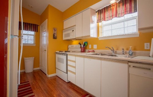 Ozark Charm Condo - image 4