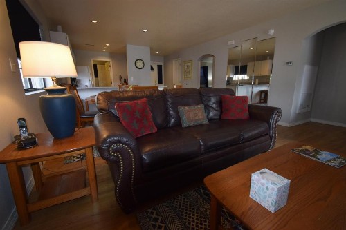 Grant's Condo in The Greens - image 15