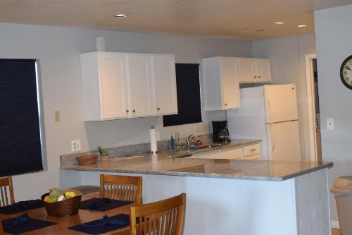 Grant's Condo in The Greens - image 9