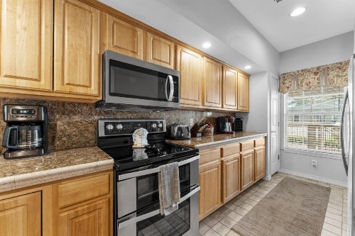 Green Mountain Grand Condo - image 11