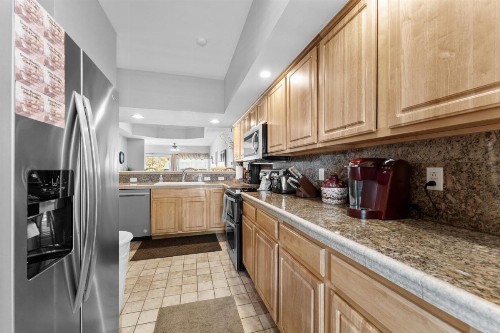 Green Mountain Grand Condo - image 19