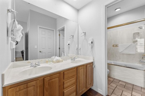 Green Mountain Grand Condo - image 30