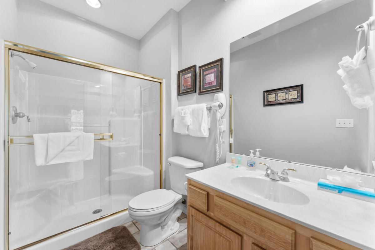 Green Mountain Grand Condo - image 5