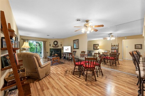 Bluffs Oasis Condo - image 12