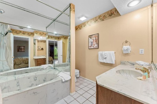 Bluffs Oasis Condo - image 5