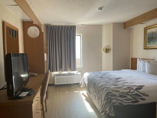 Red Roof Inn Branson - image 34