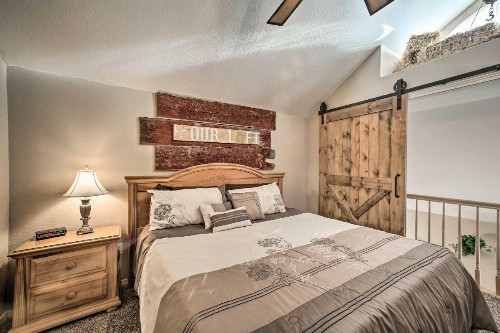 Lakefront Getaway - Proximity to Marina and Fishing! - image 11