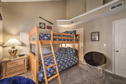 Lakefront Getaway - Proximity to Marina and Fishing! - image 12