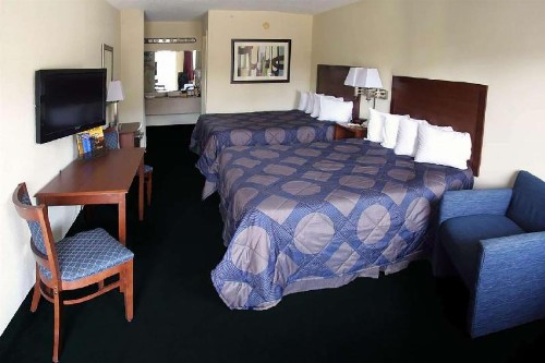 Travelodge by Wyndham Branson - image 8