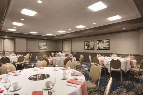 Embassy Suites by Hilton Brea - North Orange County - image 42