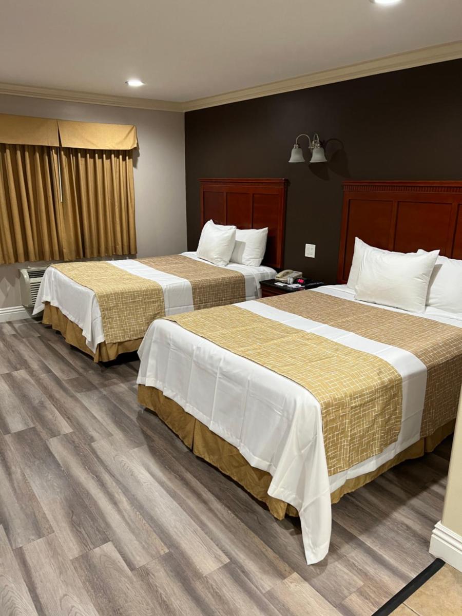 Travelodge by Wyndham Brea - image 7