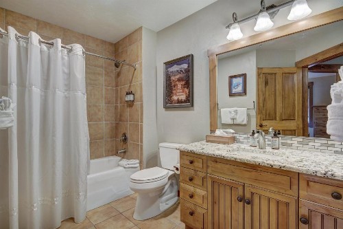 Mountain Thunder Lodge - image 47