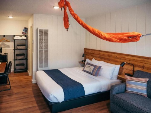 LOGE Breckenridge - image 5