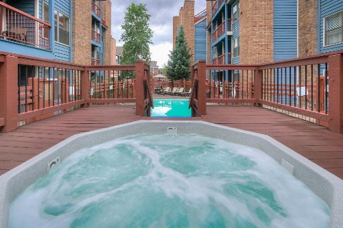 River Mountain Lodge - image 38