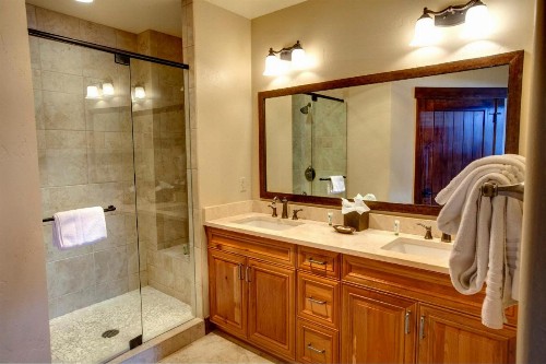 Crystal Peak Lodge By Vail Resorts - image 21