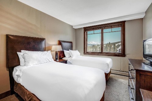 Crystal Peak Lodge By Vail Resorts - image 22