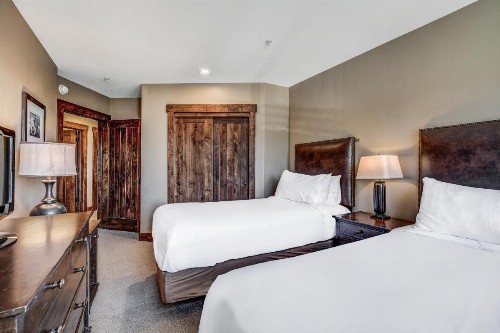 Crystal Peak Lodge By Vail Resorts - image 35